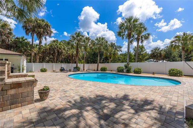 18381 Panther Trail LN, North Fort Myers, FL 33917