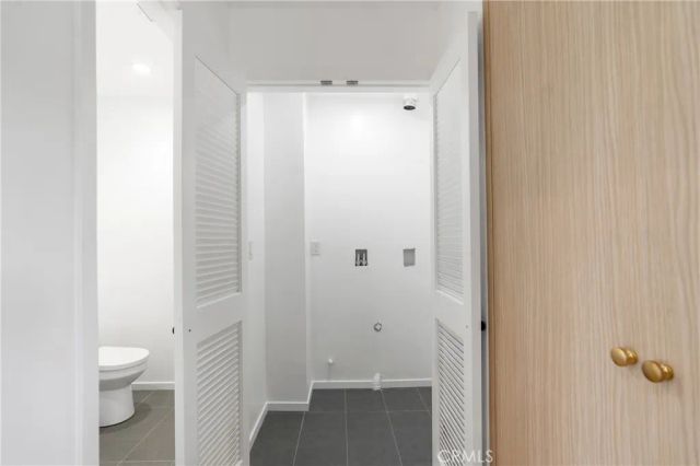 2517 Alsace Avenue, Los Angeles, CA 90016