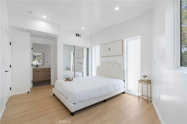 2517 Alsace Avenue, Los Angeles, CA 90016