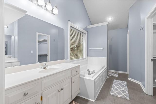 34561 W 85th Terrace, De Soto, KS 66218