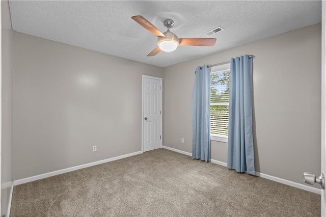 34561 W 85th Terrace, De Soto, KS 66218