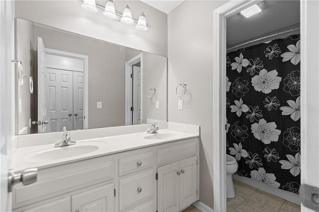 34561 W 85th Terrace, De Soto, KS 66218