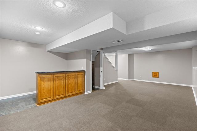 34561 W 85th Terrace, De Soto, KS 66218