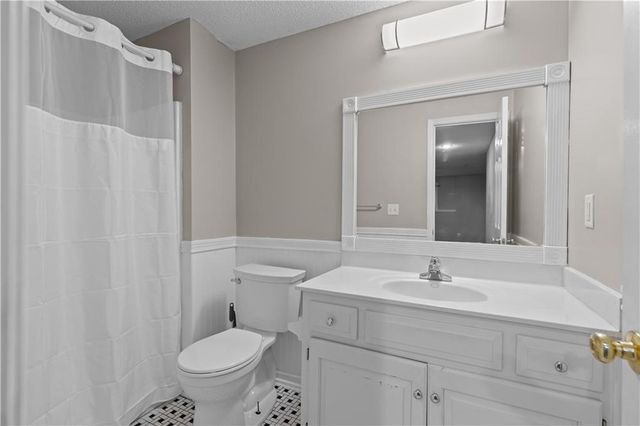 34561 W 85th Terrace, De Soto, KS 66218