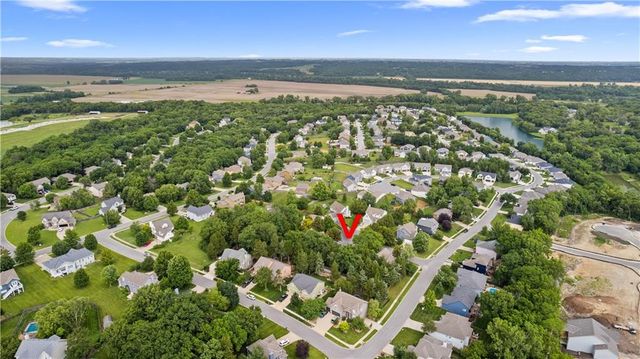 34561 W 85th Terrace, De Soto, KS 66218