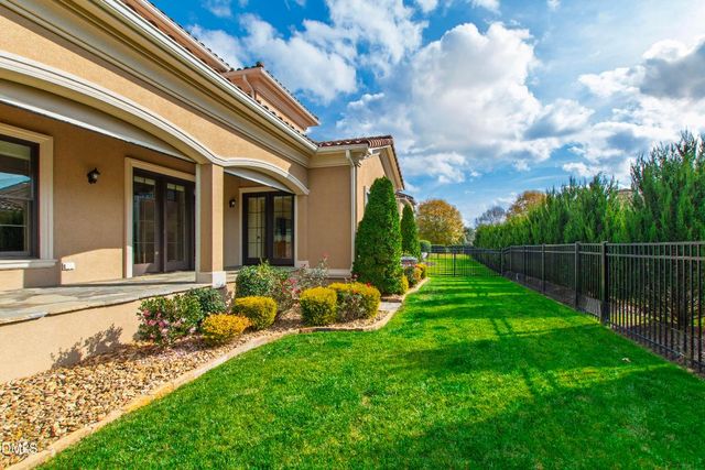 11 Treviso Place, Durham, NC 27707