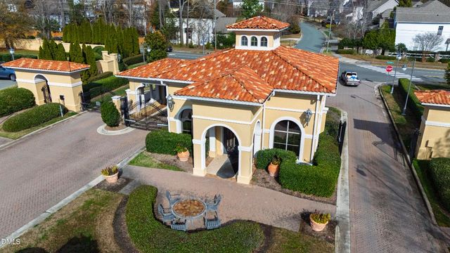 11 Treviso Place, Durham, NC 27707