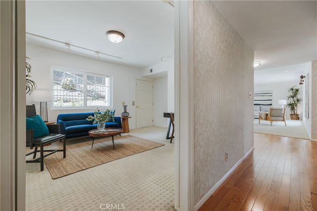 900 Chudleigh Lane, Glendale, CA 91207