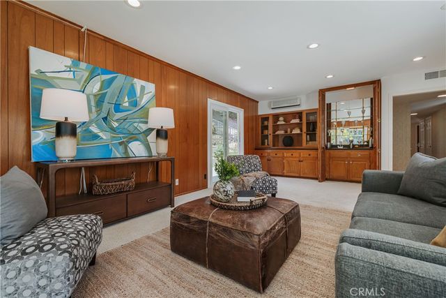 900 Chudleigh Lane, Glendale, CA 91207