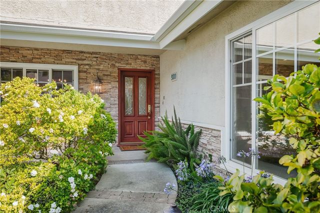 900 Chudleigh Lane, Glendale, CA 91207
