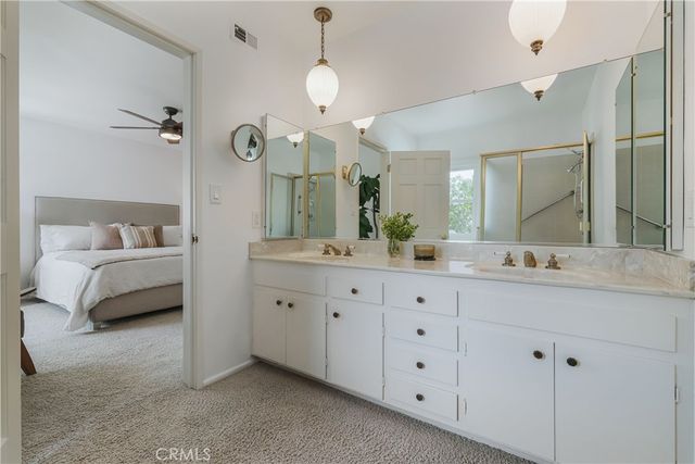 900 Chudleigh Lane, Glendale, CA 91207