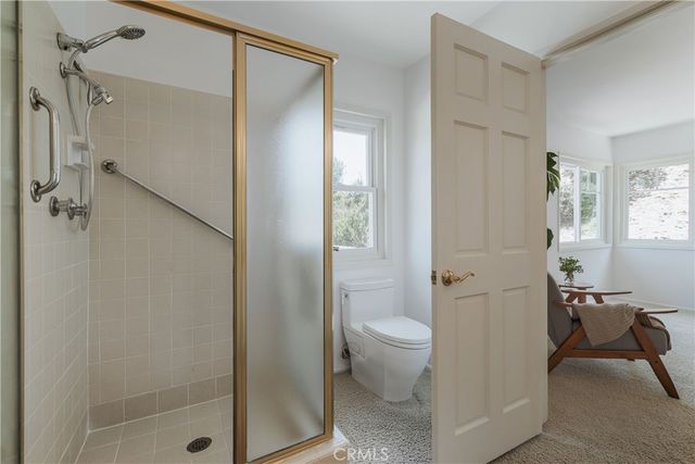 900 Chudleigh Lane, Glendale, CA 91207