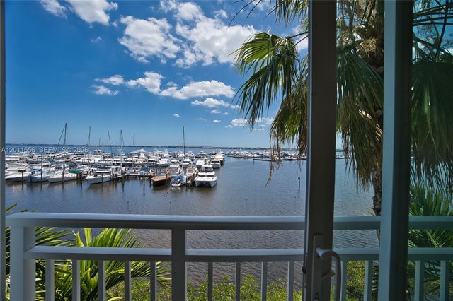 815 NW Flagler Avenue 305, Stuart, FL 34994