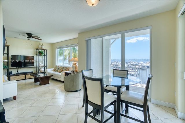 815 NW Flagler Avenue 305, Stuart, FL 34994