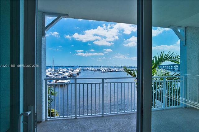 815 NW Flagler Avenue 305, Stuart, FL 34994