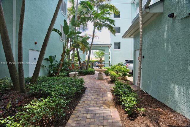 815 NW Flagler Avenue 305, Stuart, FL 34994