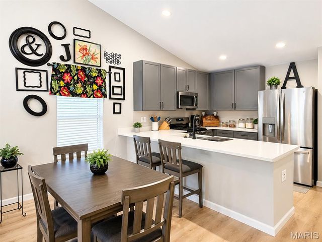 924 Walnut Point Dr Drive, Imperial, MO 63052