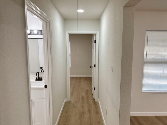 6618 Park Ave, Texas City, TX 77591