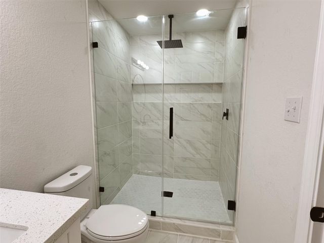 6618 Park Ave, Texas City, TX 77591