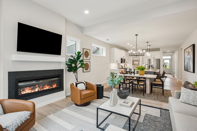 19124 Cloverleaf Way, Farmington, MN 55024