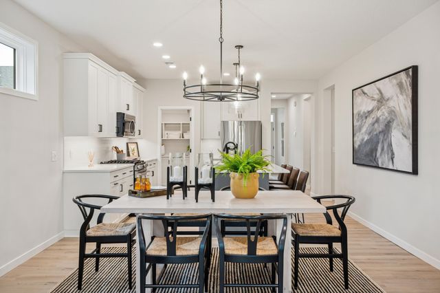 19124 Cloverleaf Way, Farmington, MN 55024