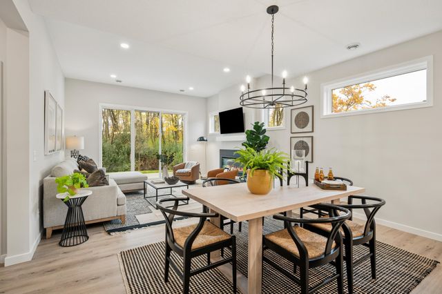 19124 Cloverleaf Way, Farmington, MN 55024