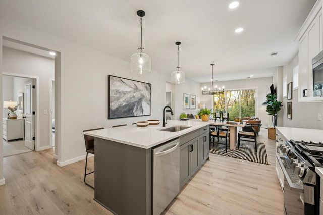 19124 Cloverleaf Way, Farmington, MN 55024