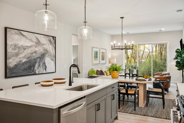 19124 Cloverleaf Way, Farmington, MN 55024