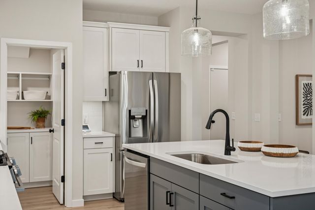 19124 Cloverleaf Way, Farmington, MN 55024