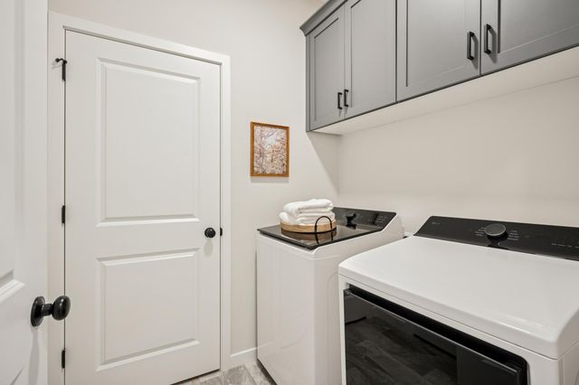 19124 Cloverleaf Way, Farmington, MN 55024