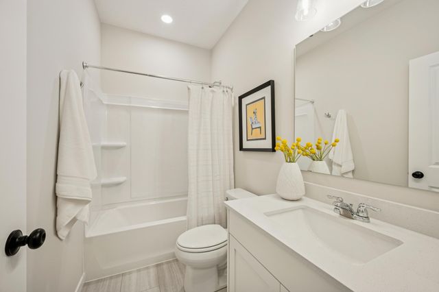 19124 Cloverleaf Way, Farmington, MN 55024