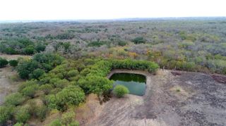 415 Black Watch LN, Lockhart, TX 78644