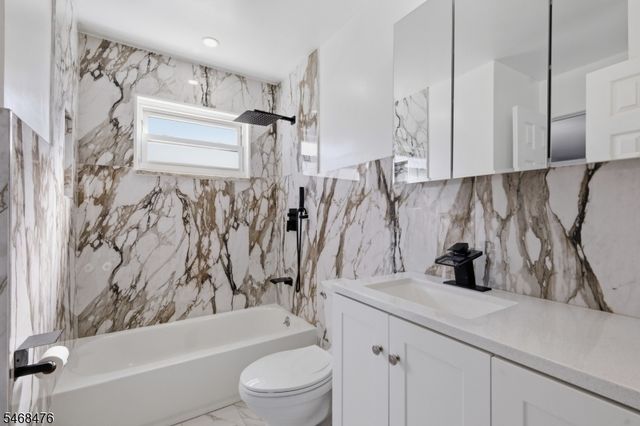7 Winthrop Rd, Franklin Twp., NJ 08873