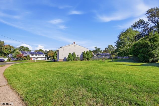 7 Winthrop Rd, Franklin Twp., NJ 08873