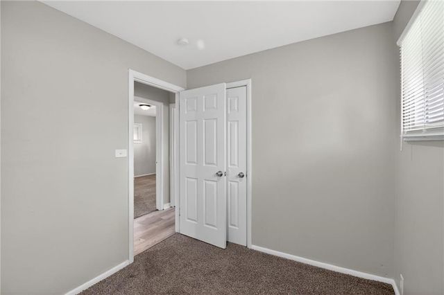 11400 Sycamore Terrace, Kansas City, MO 64134