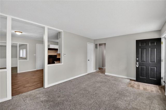 11400 Sycamore Terrace, Kansas City, MO 64134