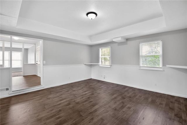 11400 Sycamore Terrace, Kansas City, MO 64134