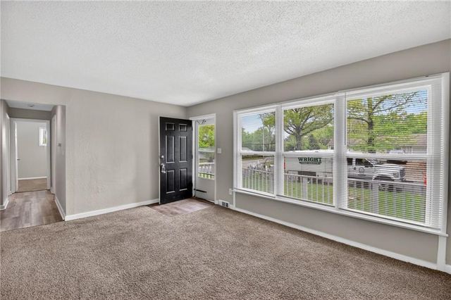 11400 Sycamore Terrace, Kansas City, MO 64134