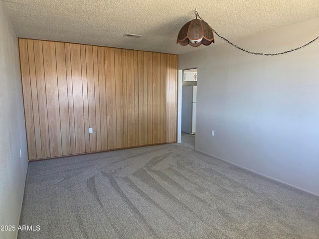 610 S 11th Place W, St Johns, AZ 85936