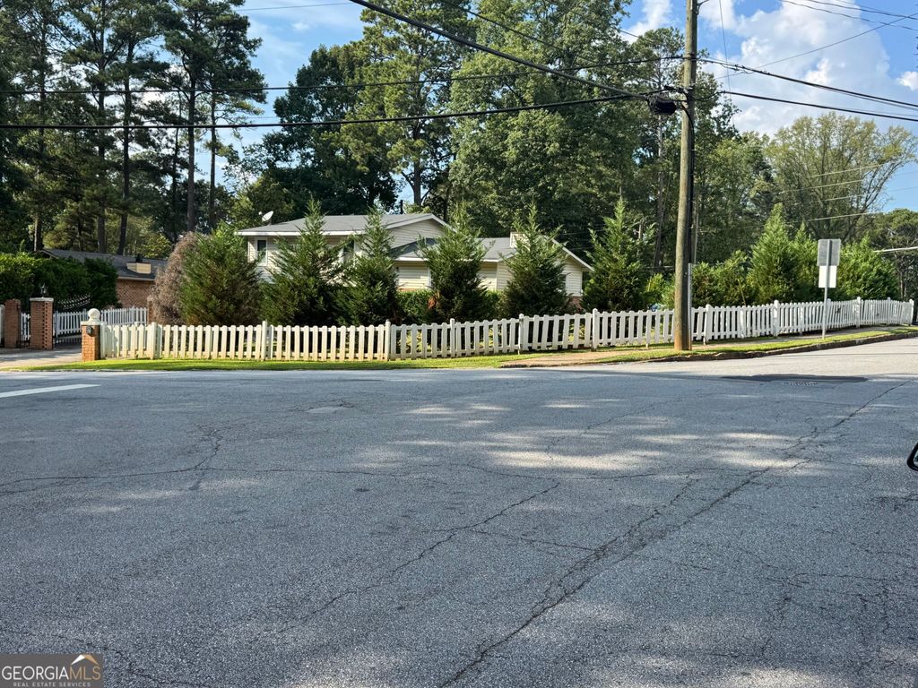 3912 Donaldson Drive, Atlanta, GA 30341 — photo 5