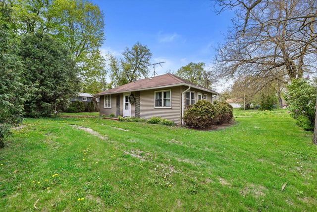 N1137 Spruce ROAD, Genoa City, WI 53128