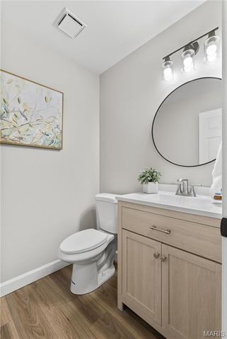 1005 Waldo Lane, St Charles, MO 63304