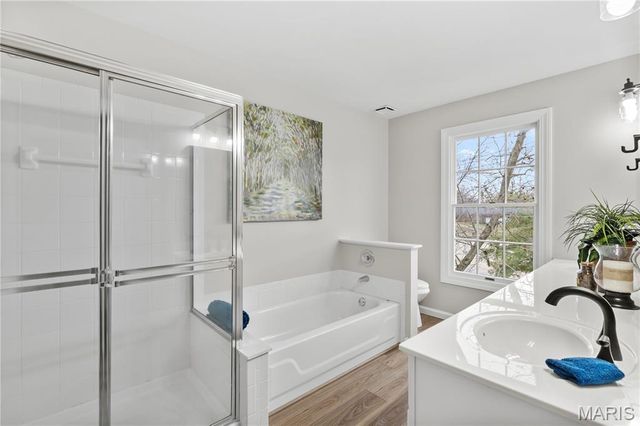 1005 Waldo Lane, St Charles, MO 63304