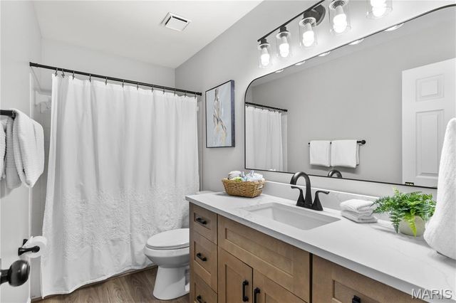 1005 Waldo Lane, St Charles, MO 63304