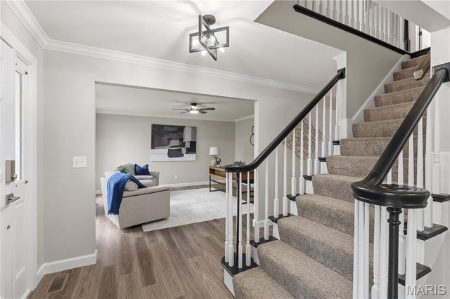 1005 Waldo Lane, St Charles, MO 63304