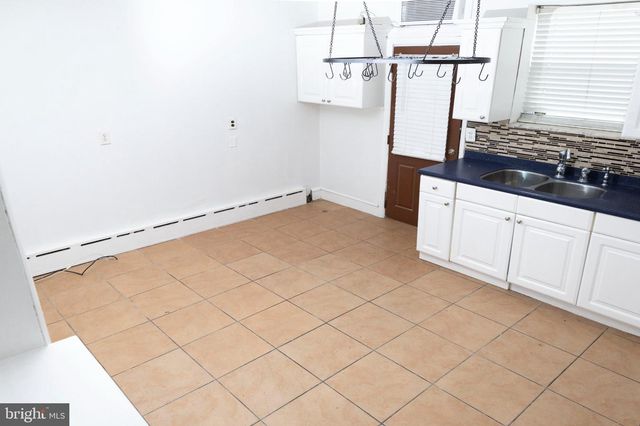 5943 GREENWAY AVE, Philadelphia, PA 19143
