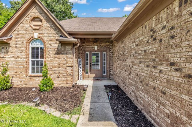 5732 Kingsman Drive, Horn Lake, MS 38637