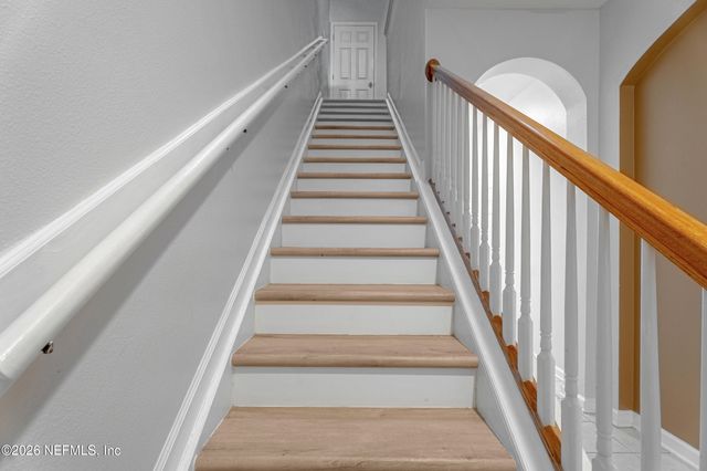 5833 PARKSTONE CROSSING Drive, Jacksonville, FL 32258