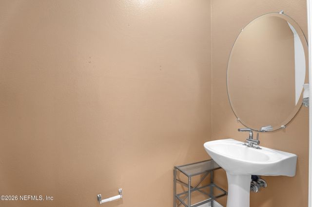 5833 PARKSTONE CROSSING Drive, Jacksonville, FL 32258