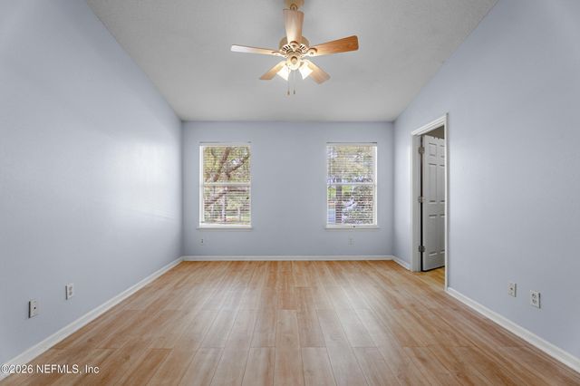 5833 PARKSTONE CROSSING Drive, Jacksonville, FL 32258